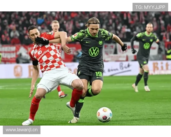 科隆战术调整后防守稳固,近期表现稳健 科隆战术调整后防守稳固,近期表现稳健