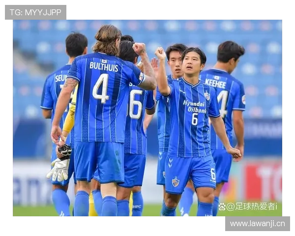 热门足球话题:近期赛事走势与球队表现分析 热门足球话题:近期赛事走势与球队表现分析