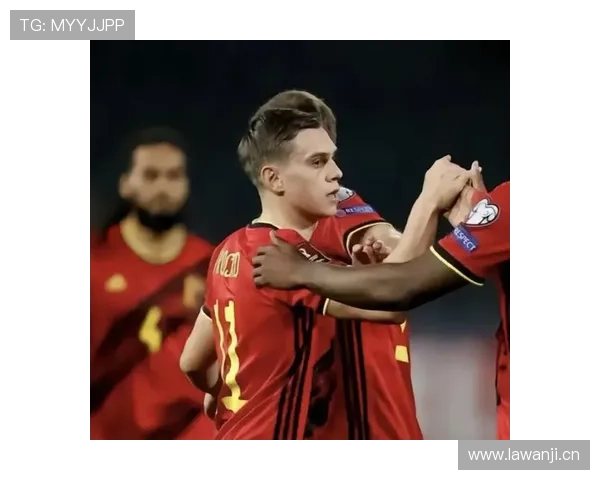 特罗萨德与格拉利什：效率型与控球型边锋的战术角色对比分析