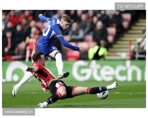 切尔西防线磨合仍不稳定，对赛季走势形成制约，表现受限局面显现